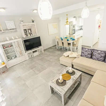 Sun Kissed Beach House Familias Apartment Conil De La Frontera