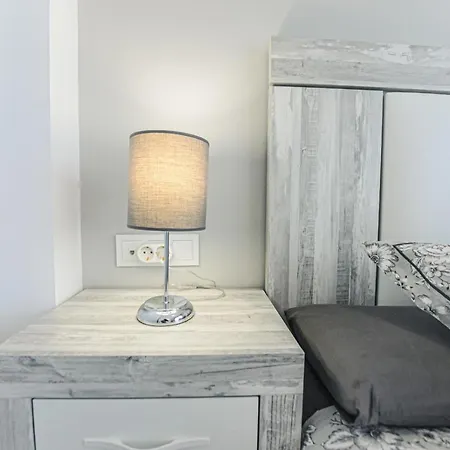 Apartment Sun Kissed Beach House Familias