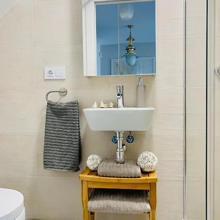Apartment Sun Kissed Beach House Familias Conil De La Frontera