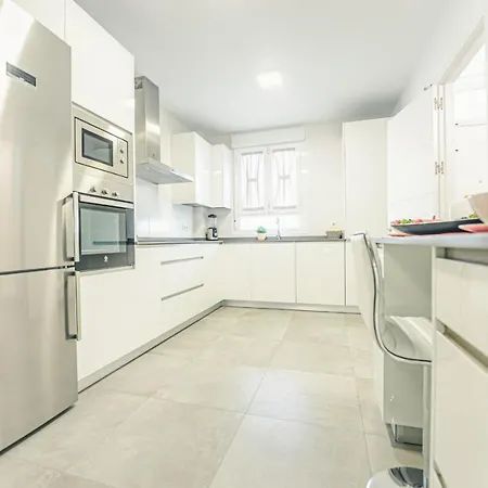 Sun Kissed Beach House Familias Apartment