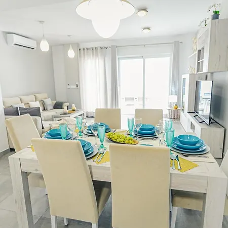Sun Kissed Beach House Familias Apartamento *