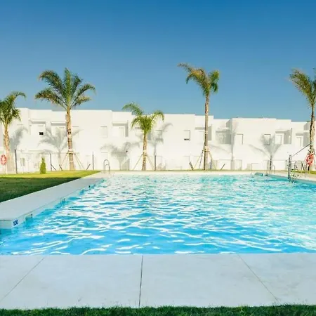 Sun Kissed Beach House Familias * Conil De La Frontera